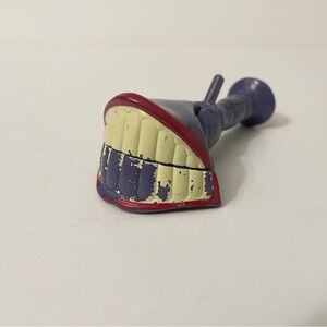 Legends of Batman Joker Action Figure Accessory Snapping Jaw Weapon